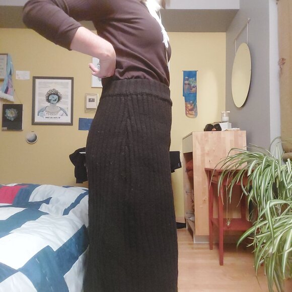 Wool Babaa Skirt - Picture 4 of 5